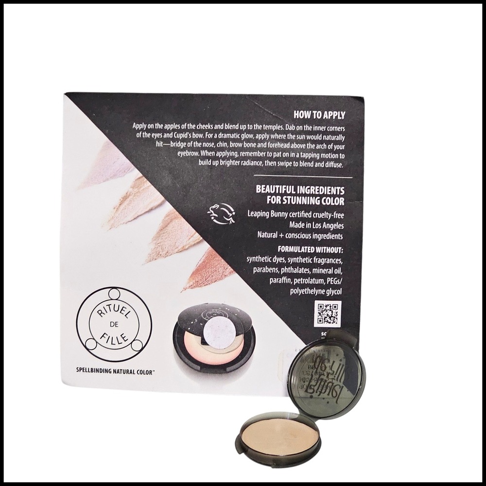 Rituel de Fille Spellbinding Natural Color Highlighter Makeup Compact‎ Sample